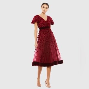MAC DUGGAL 67854 NWT Dark Red Embellished Butterfly Sleeve Velvet Hem Midi Dress